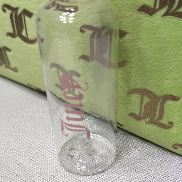 Juicy Couture Cosmetic Bag - Picture 6 of 7